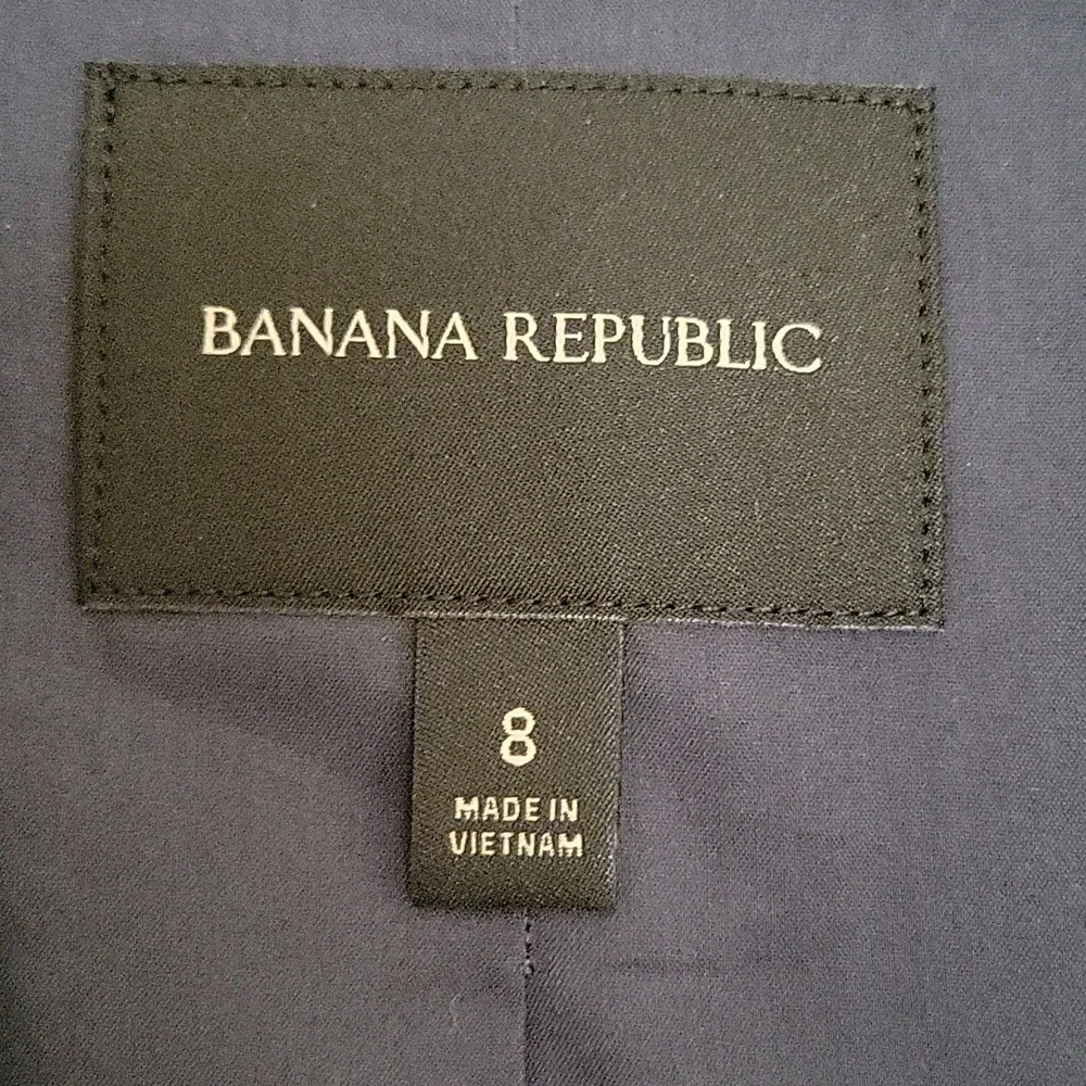 Banana Republic Linen Navy Blazer with Belt (Matching Pants Available) - Picture 2 of 6